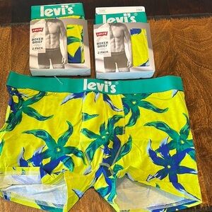 Levi's Men's Boxer Briefs - Vibrant Yellow and Blue Floral 5 pairs New.